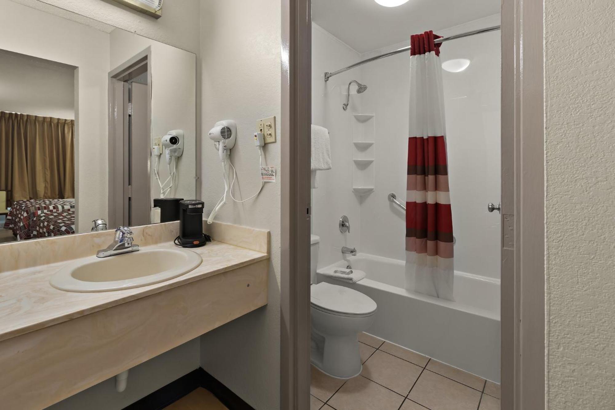 Red Roof Inn & Suites Cave City Zewnętrze zdjęcie