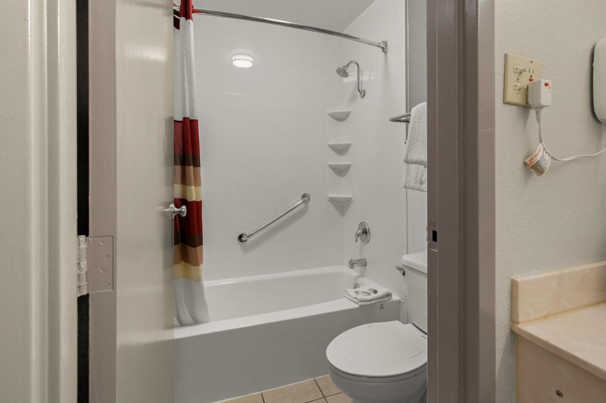 Red Roof Inn & Suites Cave City Zewnętrze zdjęcie