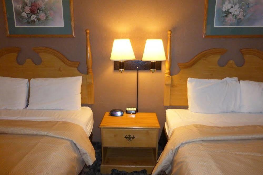 Red Roof Inn & Suites Cave City Zewnętrze zdjęcie